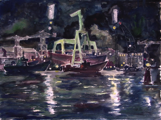 Nächtlicher Schiffsverkehr vor einer hell erleuchteten Werft im Hintergund